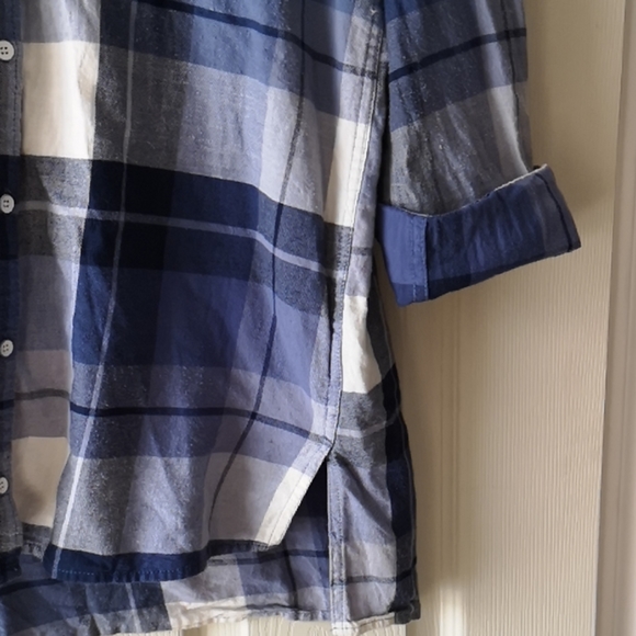 Aeropostale Blue Plaid Button Down Shirt - Picture 4 of 8
